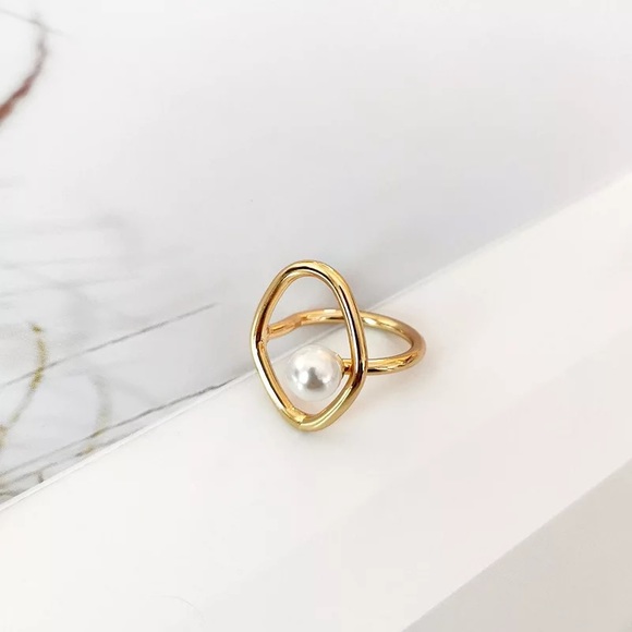 Korean Vintage Geometric Round Pearl Gold Open Ring - Picture 4 of 8